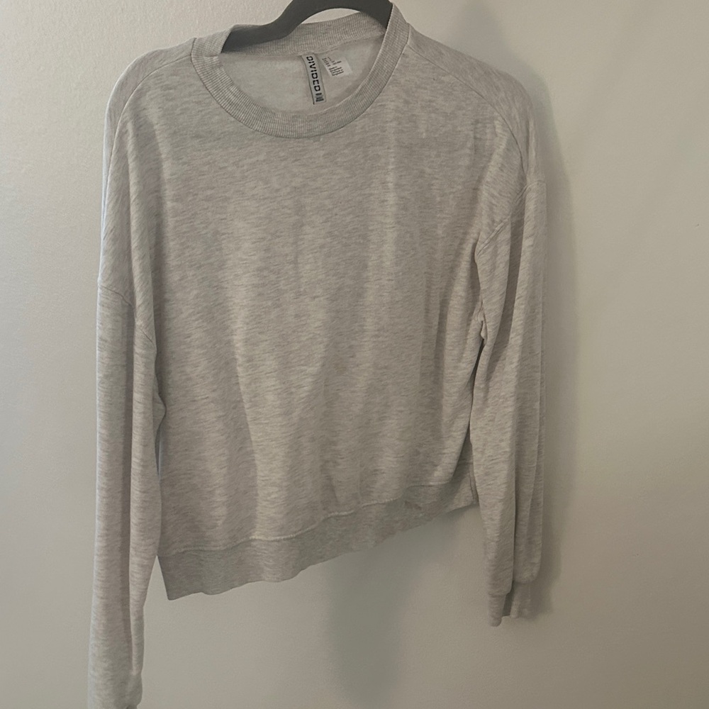 Zara Light Gray Crewneck Sweater